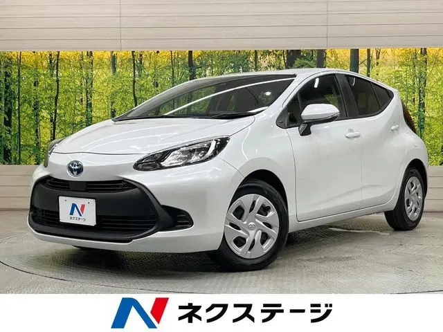 Toyota Aqua photo 1