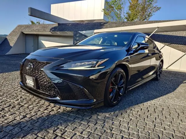 Lexus ES 300h