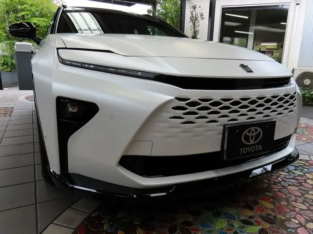Toyota Crown Estate