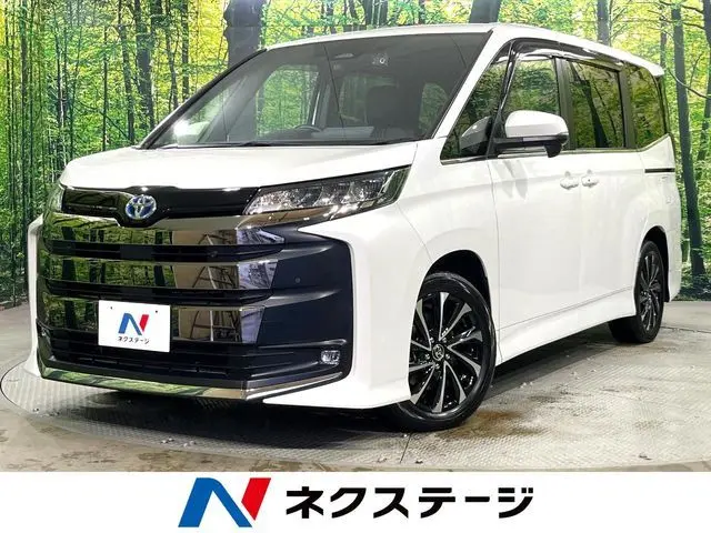 Toyota Noah fotoğraf 1