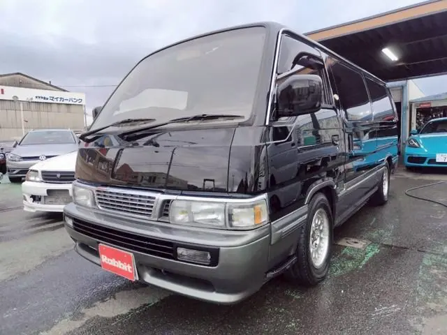 Nissan Caravan Coach