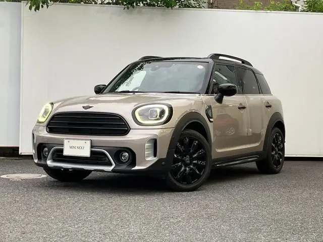 MINI Crossover