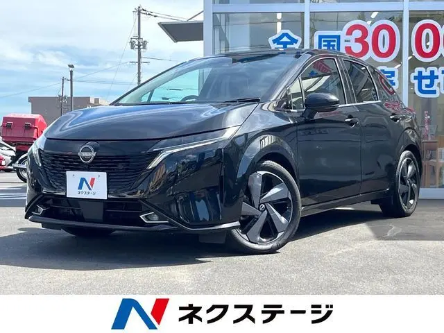 Nissan Aura