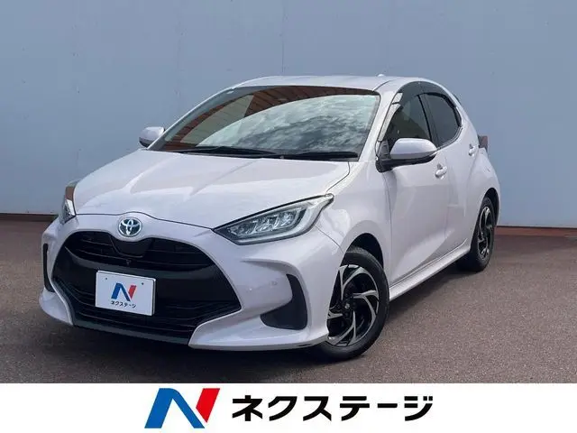 Toyota Yaris Hybrid fotoğraf 1