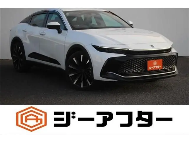 Toyota Crown Crossover fotoğraf 1