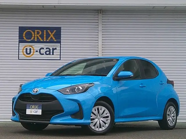 Toyota Yaris Hybrid photo 1