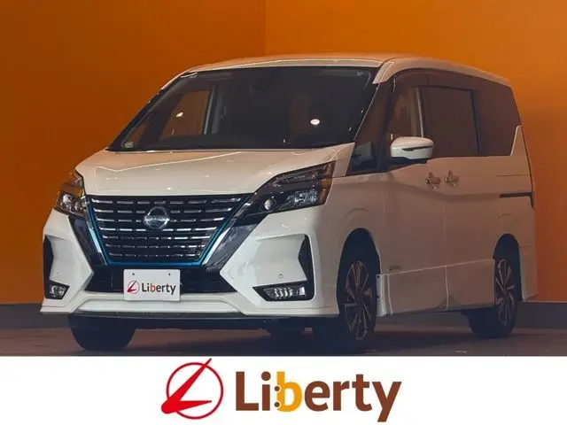 Nissan Serena fotoğraf 1
