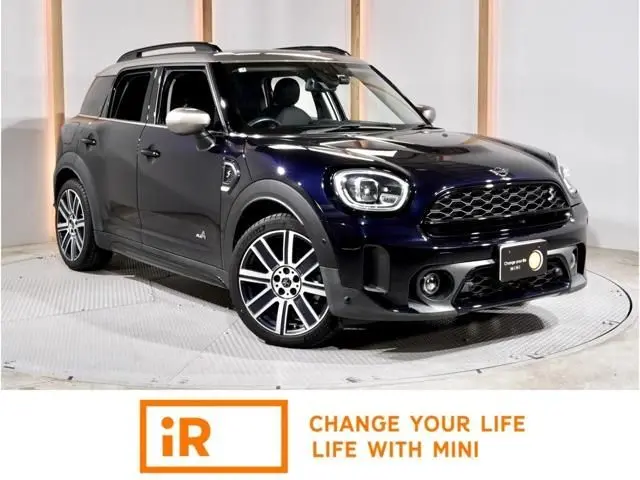 MINI Crossover