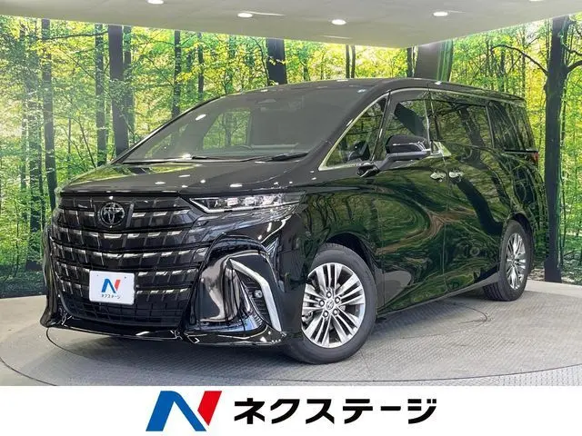 Toyota Alphard fotoğraf 1