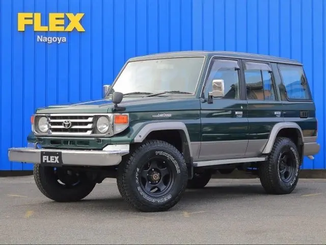 Toyota Land Cruiser photo 1