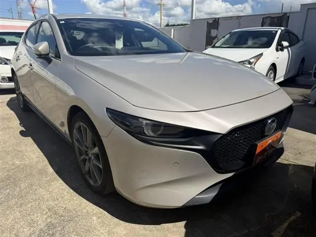 Mazda 3 Fastback