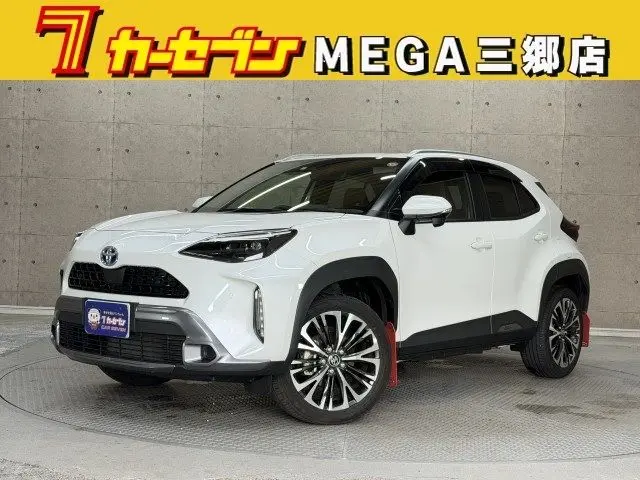 Toyota Yaris photo 1