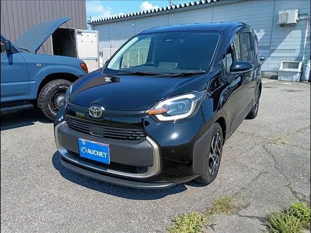 Toyota Sienta