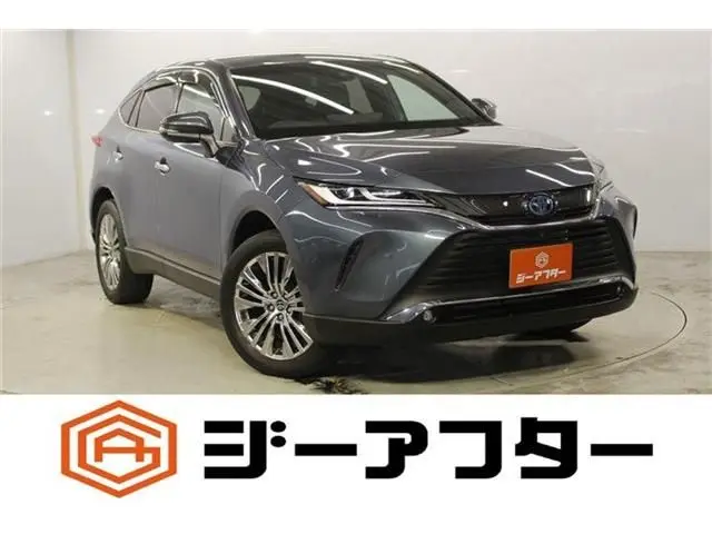 Toyota Harrier Hybrid photo 1