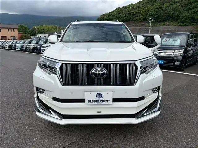 Toyota Land Cruiser Prado photo 7