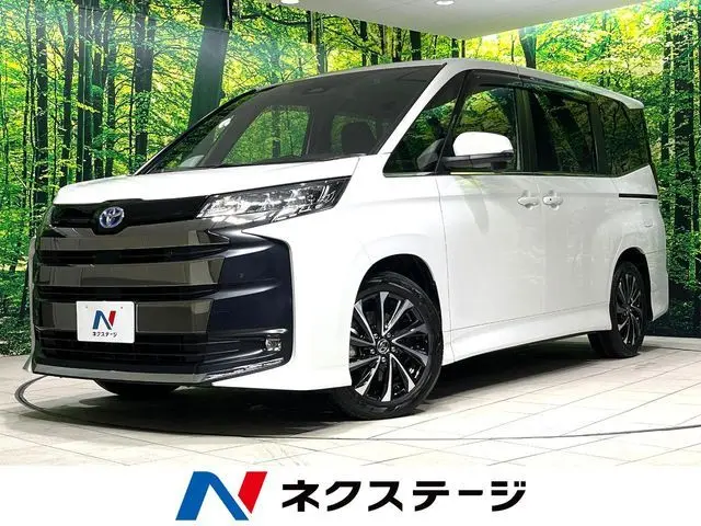 Toyota Noah photo 1