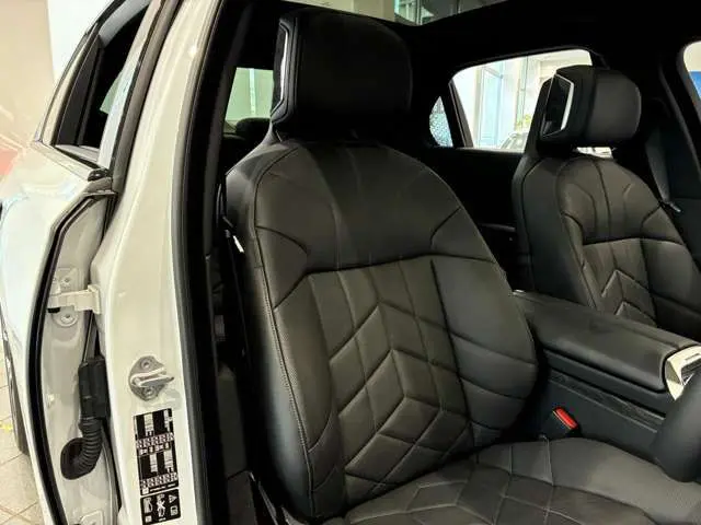 BMW 7 Serisi fotoğraf 10