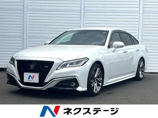 Toyota Crown Hybrid