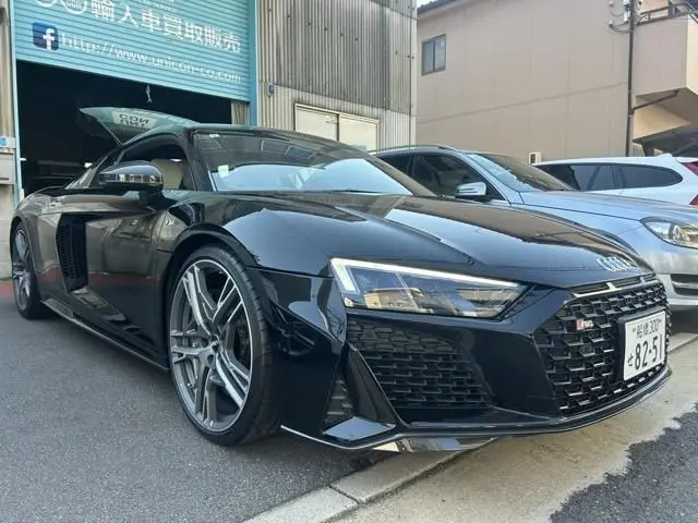 Audi R8