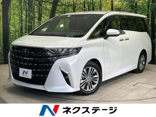 Toyota Alphard fotoğraf 1