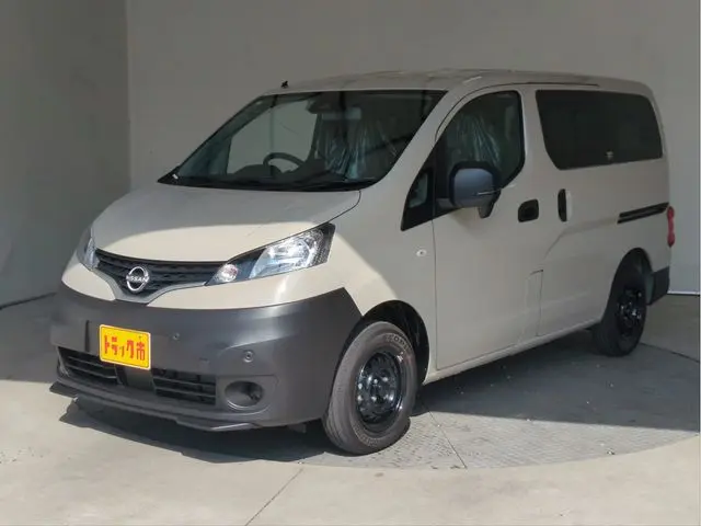 Nissan NV200 Vanette Van
