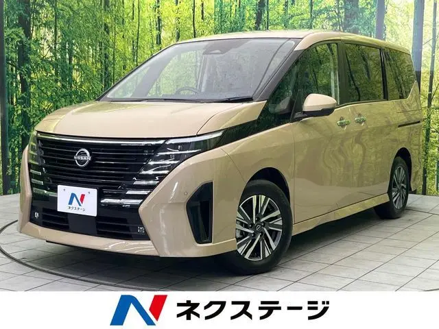 Nissan Serena photo 1