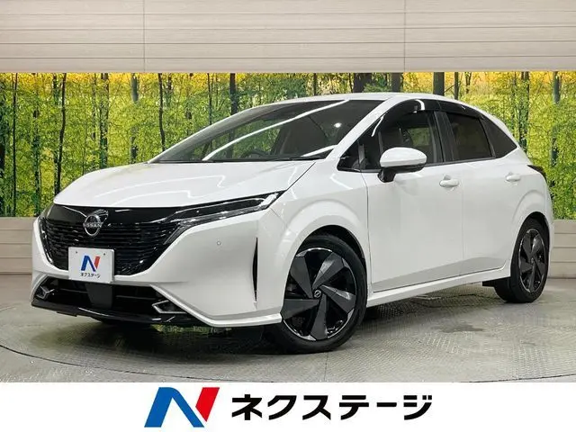 Nissan Aura