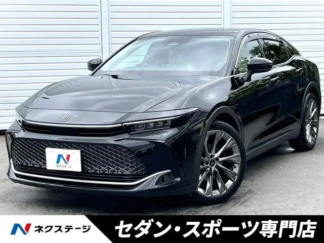 Toyota Crown Crossover