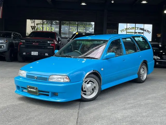 Nissan Avenir Cargo