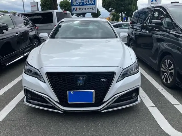 Toyota Crown Hybrid