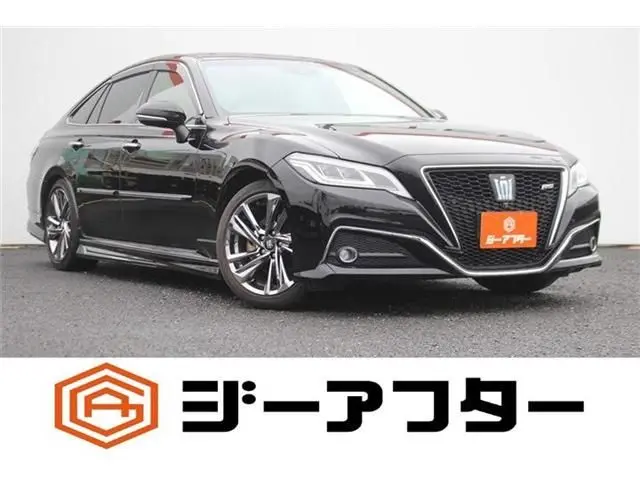 Toyota Crown Hybrid
