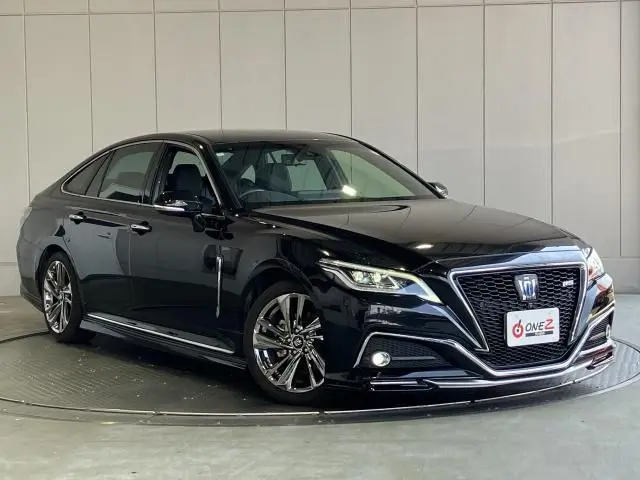 Toyota Crown Hybrid