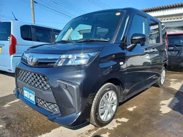 Toyota Roomy fotoğraf 1