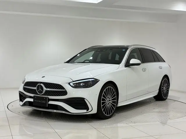 Mercedes-Benz C-Class photo 1