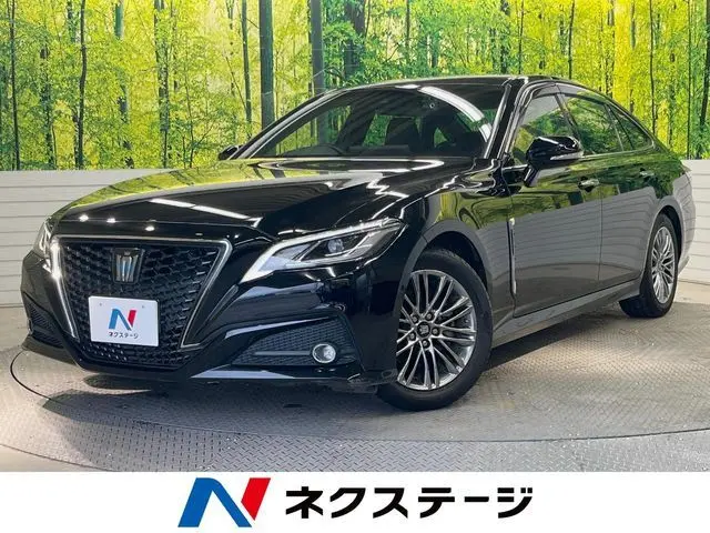 Toyota Crown Hybrid