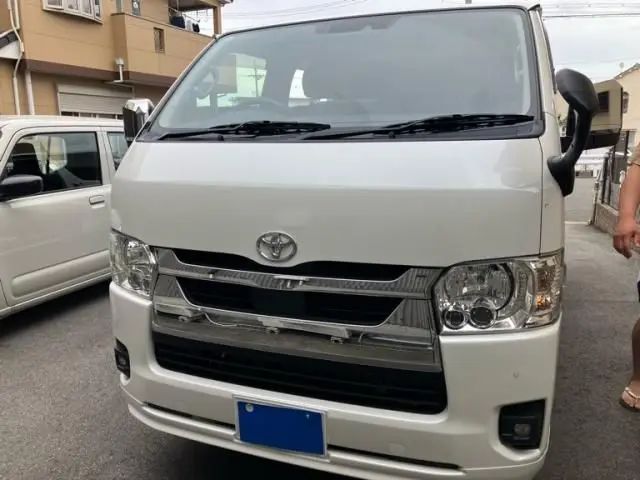 Toyota Hiace Van fotoğraf 1