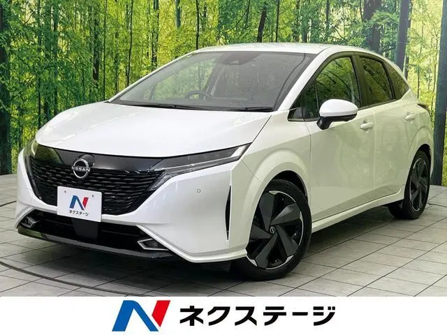Nissan Aura