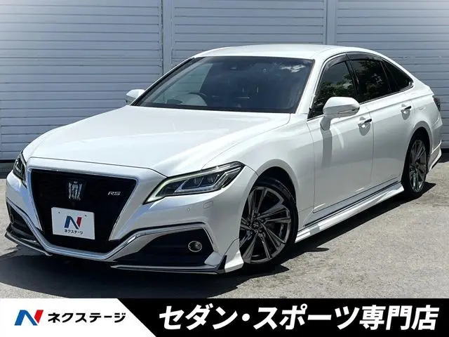 Toyota Crown Hybrid