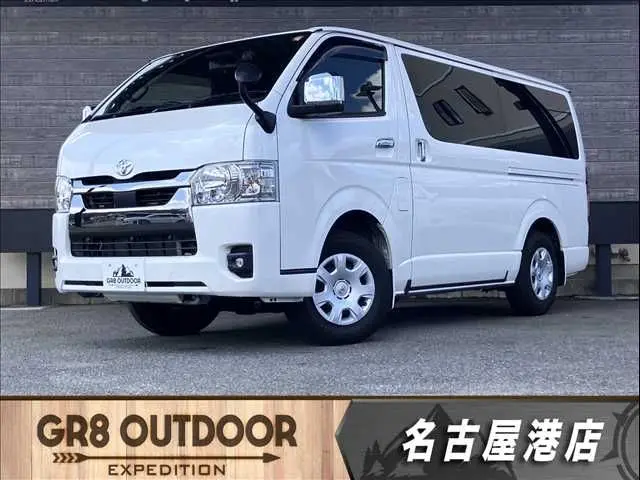Toyota Hiace Van fotoğraf 1