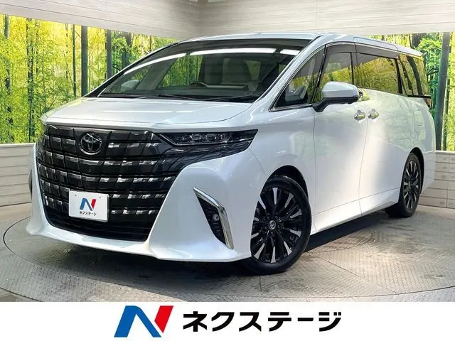 Toyota Alphard Hybrid photo 1