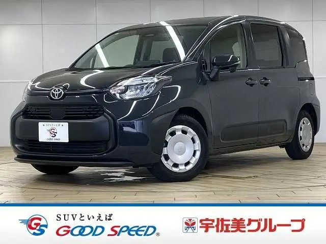 Toyota Sienta fotoğraf 1