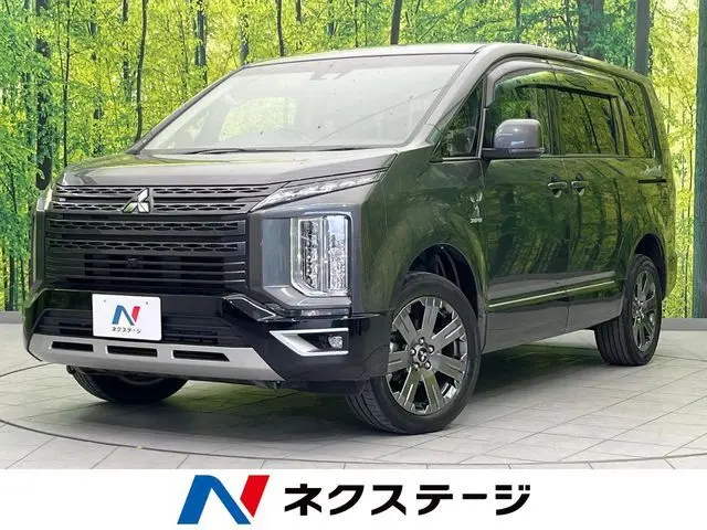 Mitsubishi Delica D:5