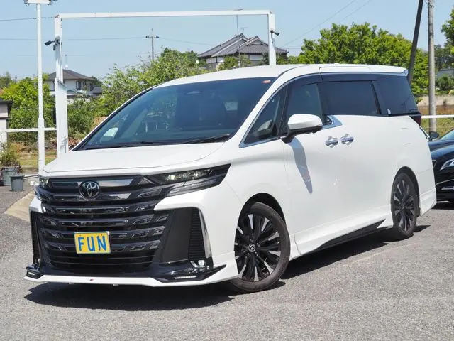 Toyota Vellfire Hybrid