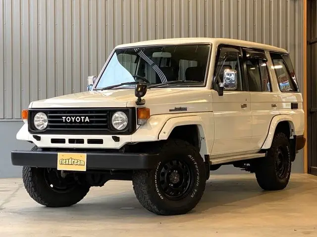Toyota Land Cruiser Van