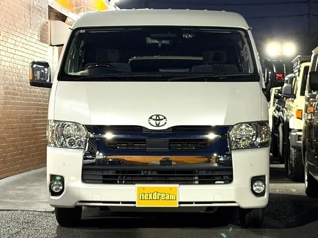 Toyota Hiace Wagon