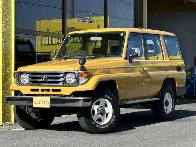 Toyota Land Cruiser Van