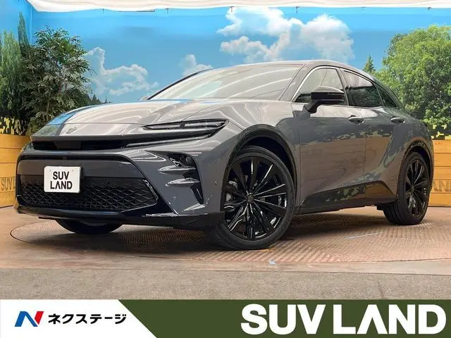 Toyota Crown Sport photo 1