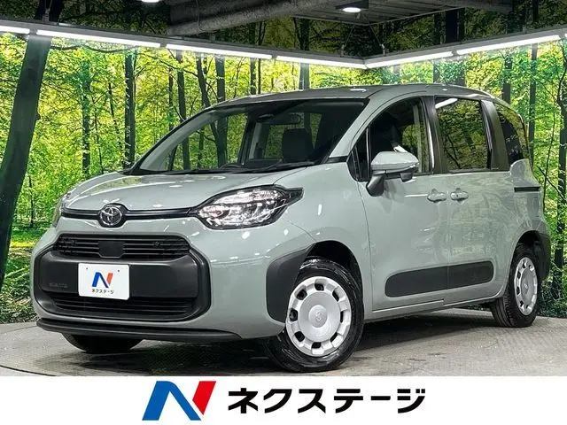 Toyota Sienta fotoğraf 1