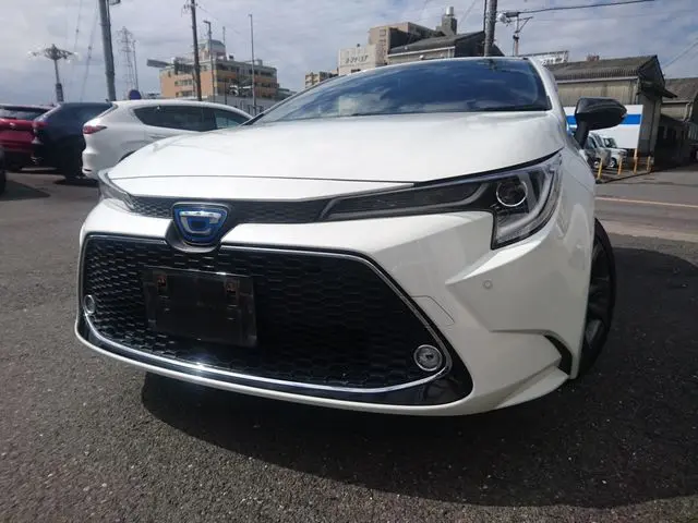 Toyota Corolla Touring Hybrid