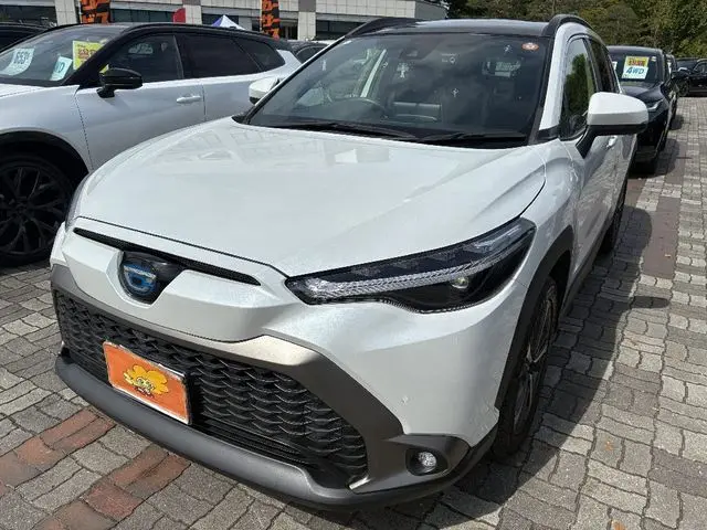 Toyota Corolla Cross photo 1